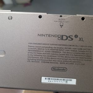 Nintendo DS XL